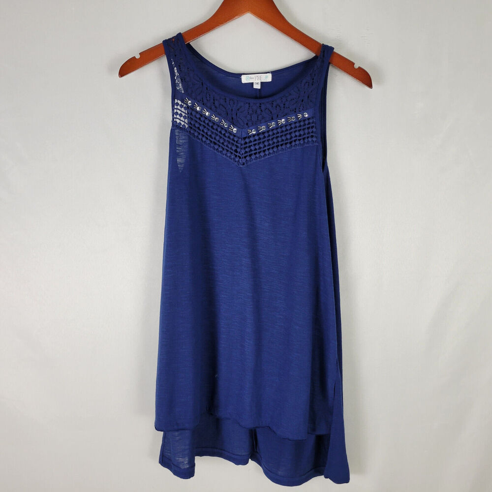 Love Fire Shirt Womens Medium Blue Top‎ Sleeveless Crochet Lace Beaded Neck